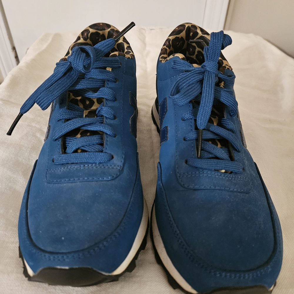 Blue Women's Sketchers with Leopard Print Interior New 7.5